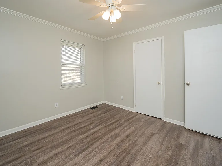 54 Worthington Dr #2 — Photo 18