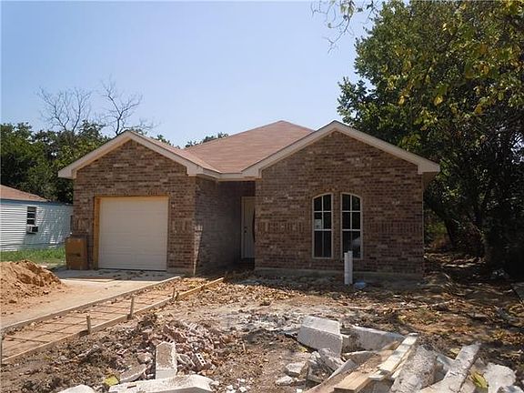 2nd image of 612 Pleasant Vista Dr