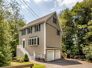 119 Abington Ave, Holbrook, MA 02343