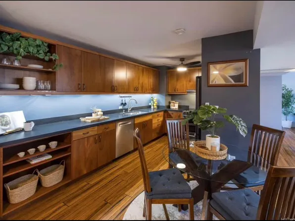 222 Vineyard St, Honolulu, HI