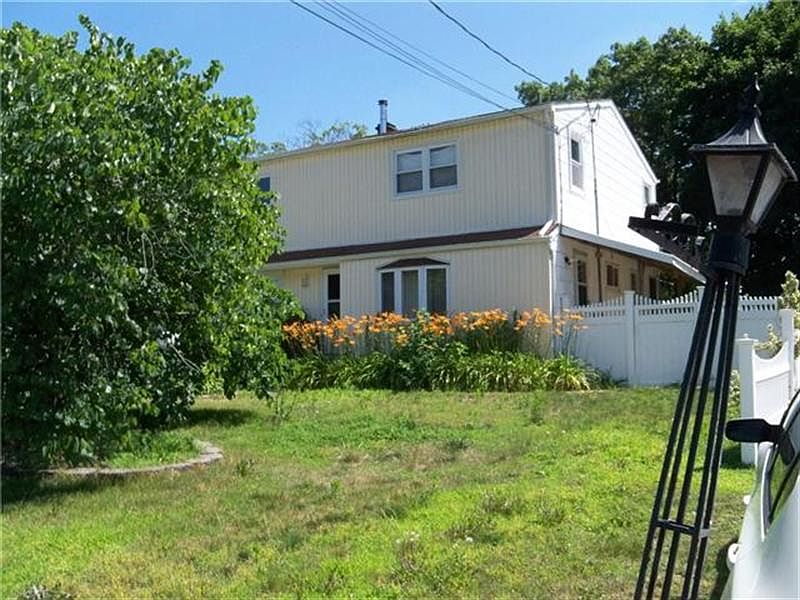 2nd image of 245 Dovecote Ln