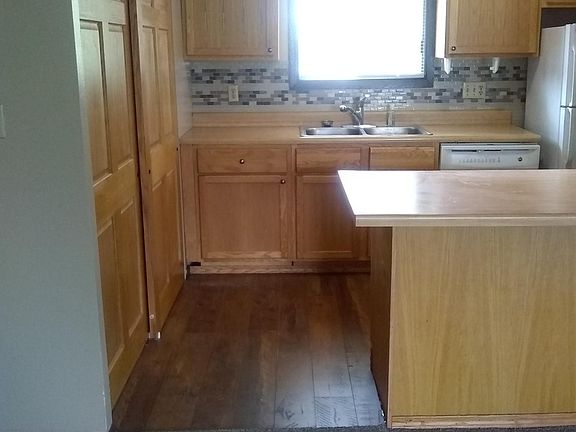 5th image of 810 S Marr St #B