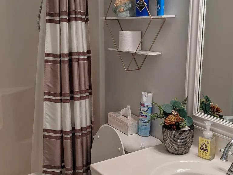 Bathroom #2