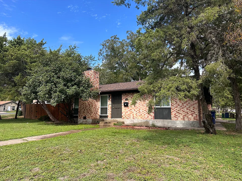 3520 Southridge Dr