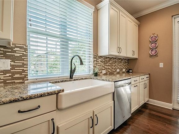 5th image of 309 S Fremont Ave APT 4