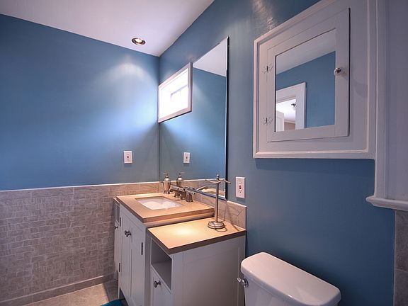 2nd image of 311 Leland St #1
