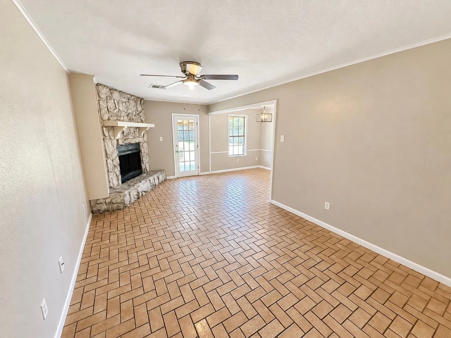 North Bossier Home! — Photo 2