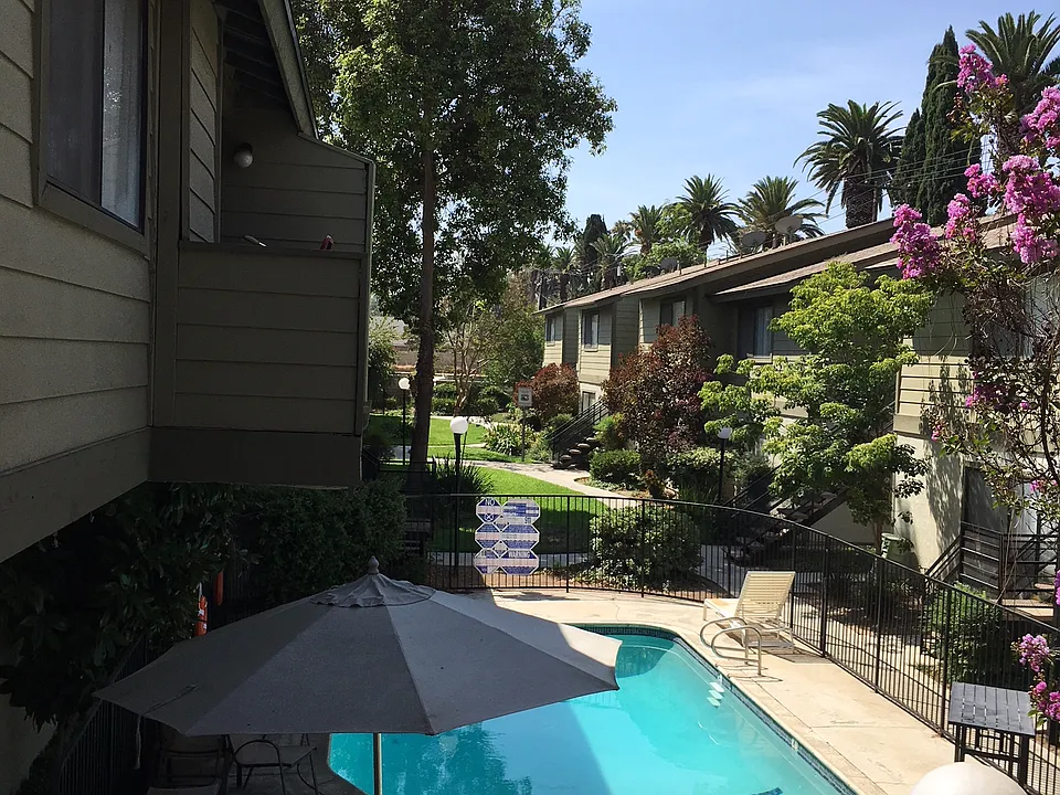 Alpine Village Apartments