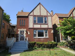 942 Bellwood Ave, Bellwood, IL