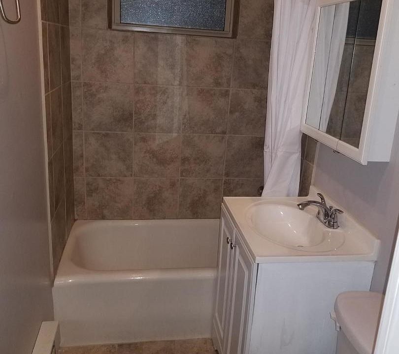 1st image of 4585 N Elston Ave #G1