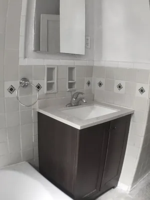 Rented by Axxess Realty Group | media 29