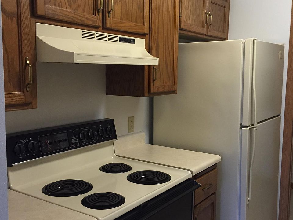 2nd image of 37 Karl Ave