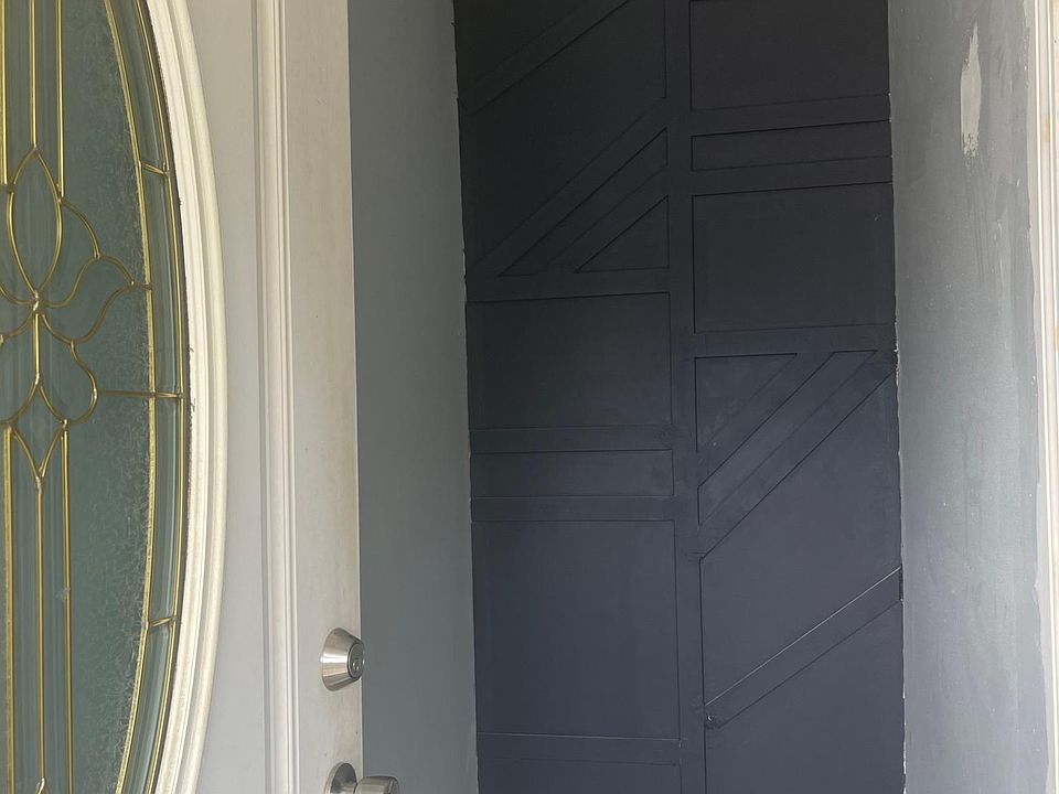 1st image of 124 Woodbine St