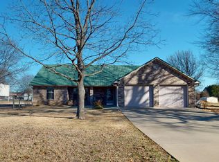 7140 Goldfinch Rd, Texarkana, TX 75501