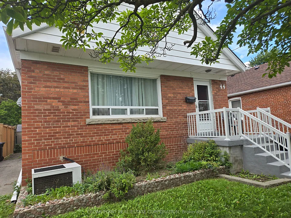 44 Janet Blvd