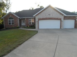 5815 S Dollison Ave, Springfield, MO 65810