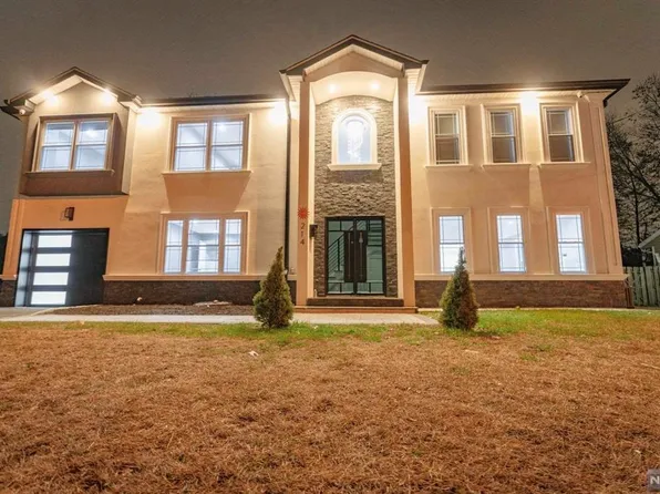 214 Highland Ave, Bergenfield, NJ 07621