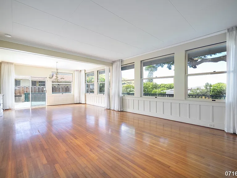 2417 Parker Pl — Photo 7