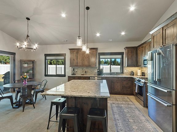 5th image of 1317 Prominence Ct