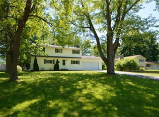 261 Wildbriar Rd, Rochester, NY 14623
