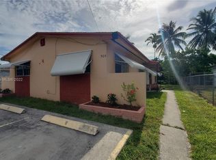 905 SW 4th Ter, Hallandale Beach, FL 33009