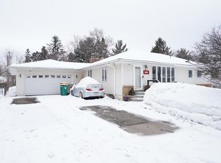 2313 Brookview Dr, Brooklyn Center, MN 55430