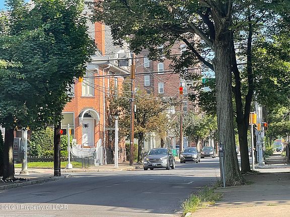 5th image of 64 W Ross St