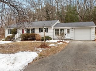30 Mary Lou Ln, Andover, MA 01810