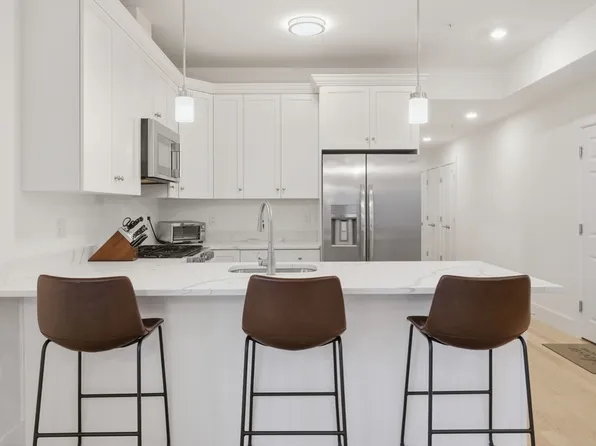 254 Spencer Ave #3, Chelsea, MA 02150