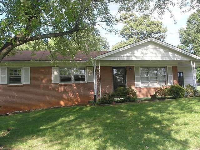 1st image of 574 Chatmoss Ct