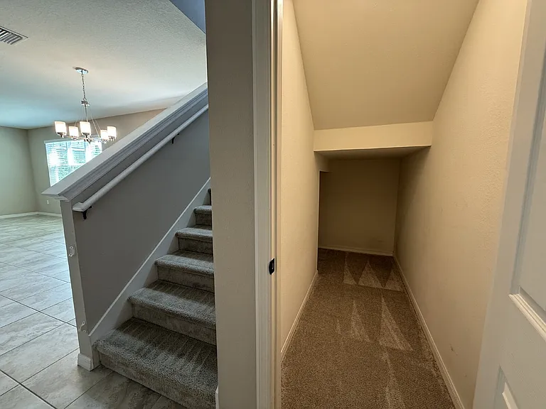 1946 Hidden Springs Dr — Photo 17