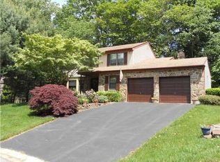 59 Kings Grant Rd, Hockessin, DE 19707