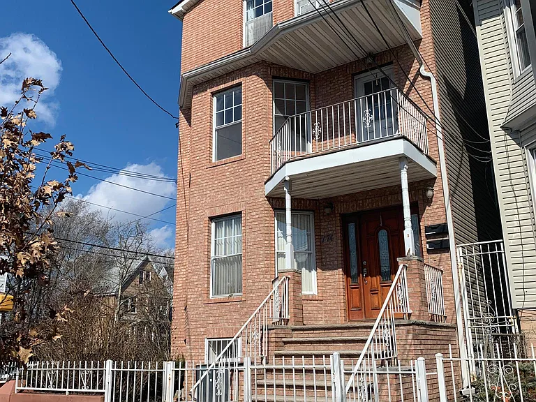 174 Virginia Ave — Photo 17