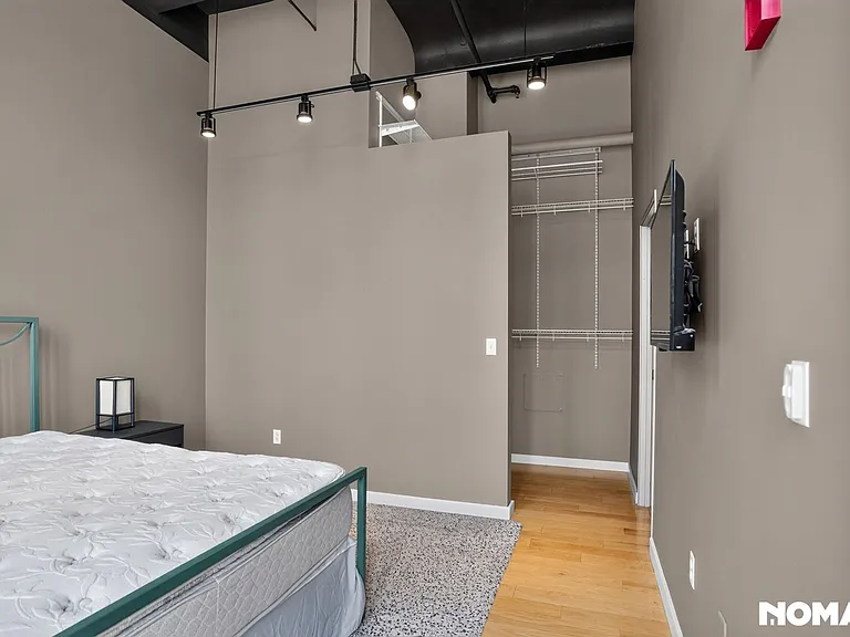 1136 Washington Ave #503 — Photo 12