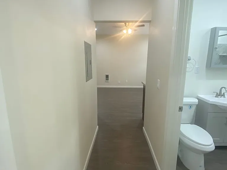 1431 Cedar Ave — Photo 7