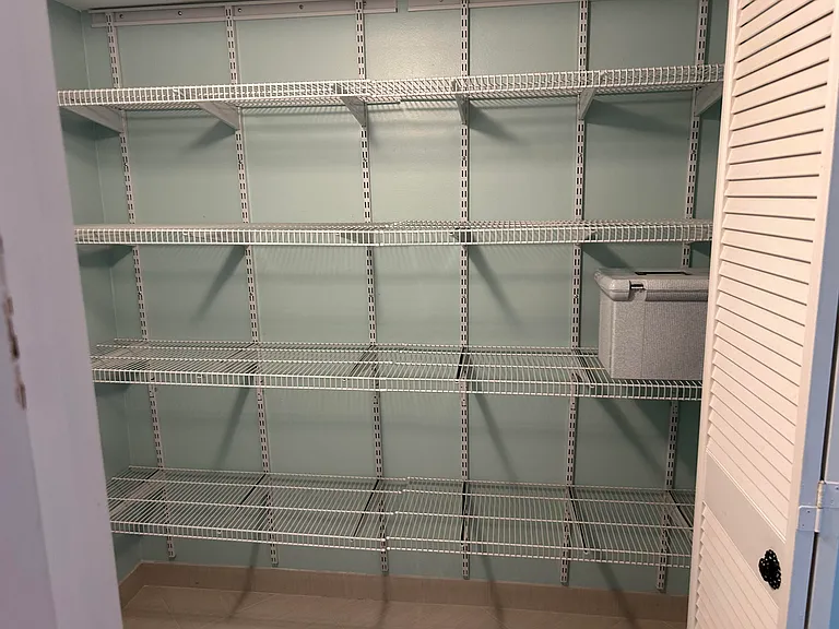 705 Lori Dr #210 — Photo 12