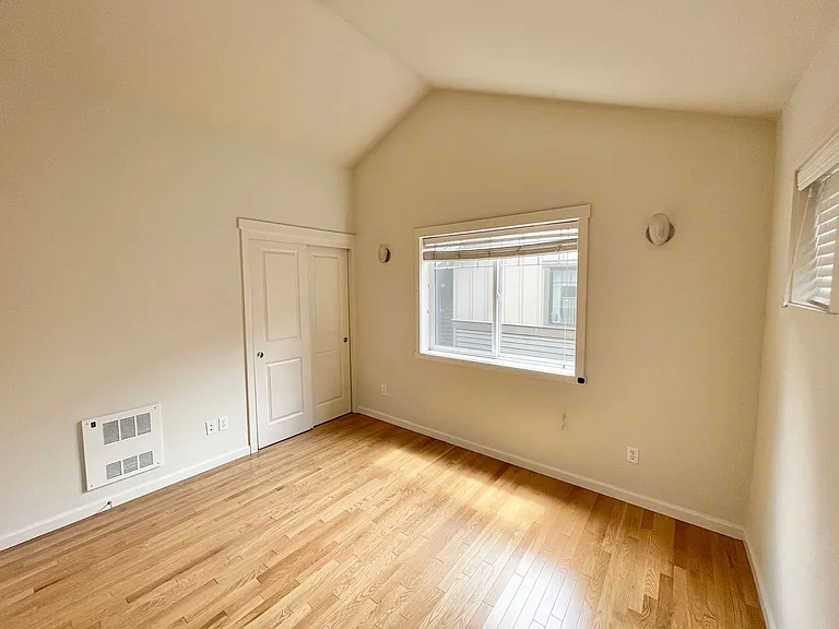 1025 NE 125th St #A — Photo 12