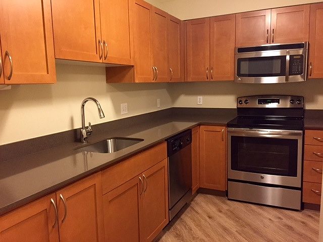 Beautifully Updated Kitchen!