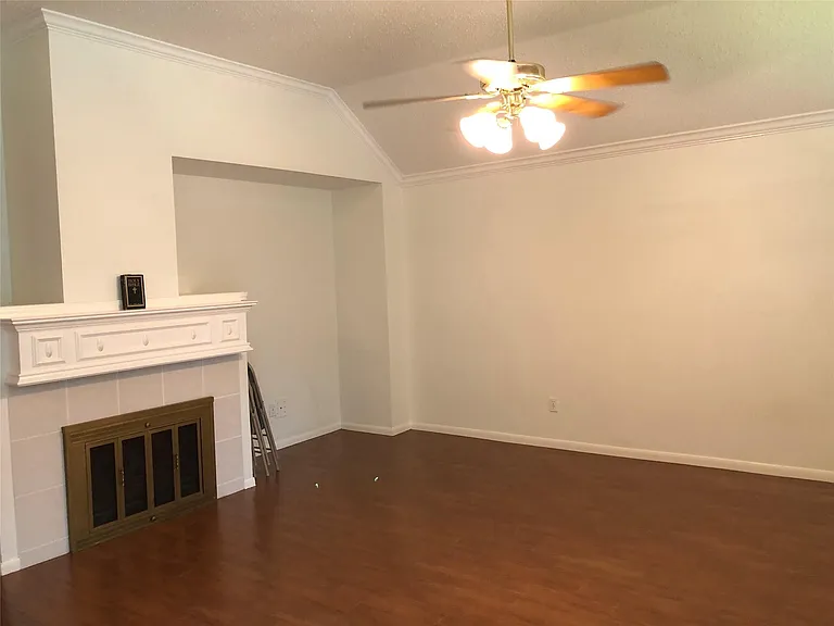 3103 Indigo Ln — Photo 5