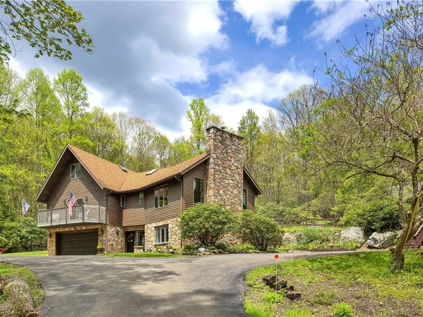 2847 National Pike, Farmington, PA 15421