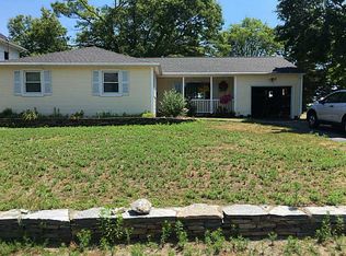 23 Parker St, West Warwick, RI 02893