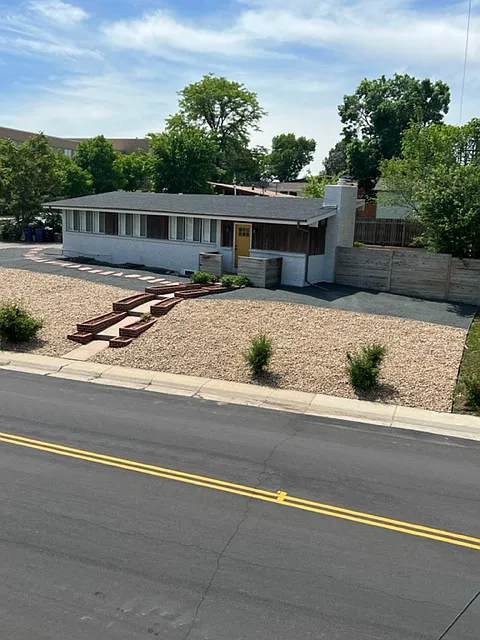 2201 S Quitman Way — Photo 3