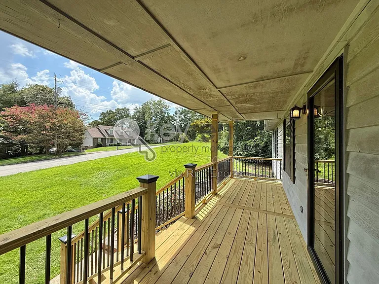 6407 Harbor Master Dr — Photo 3