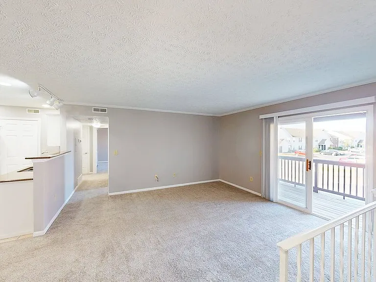 5359 Cypress Chase — Photo 6