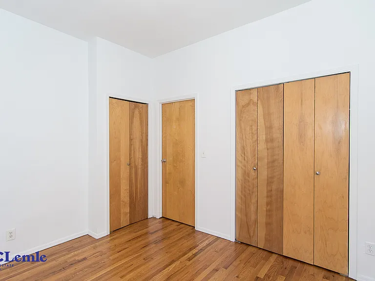 204 E 25th St #3FW — Photo 5