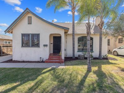 423 Florinda Street, Hanford, CA, 93230