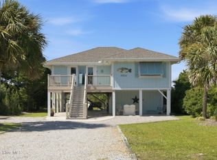 2016 W Pelican Drive, Oak Island, NC 28465