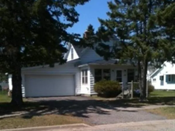 211 Pine St, Republic, MI 49879