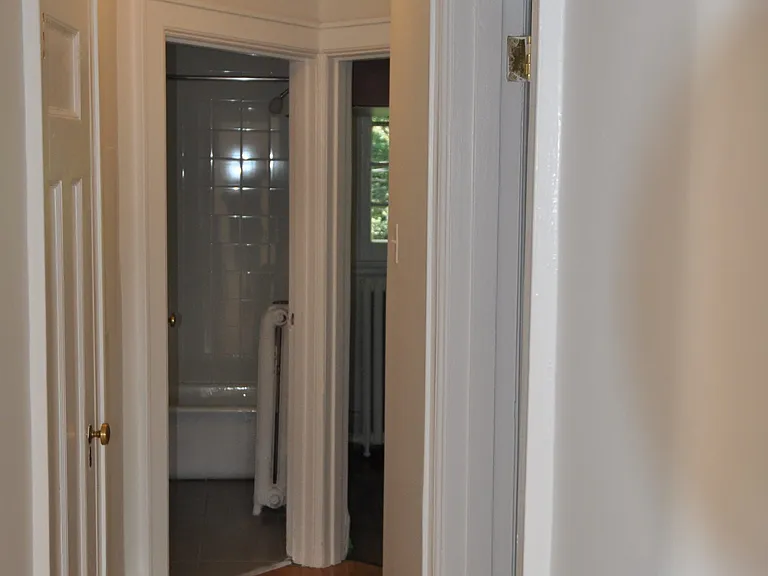201 Crawford St #4 — Photo 9