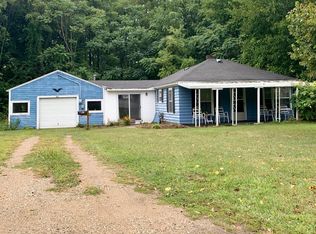 143 Irving Rd, Middleville, MI 49333